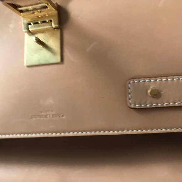 Saint Laurent Fermoir Smooth Calf Leather Handbag - Picture 11 of 12